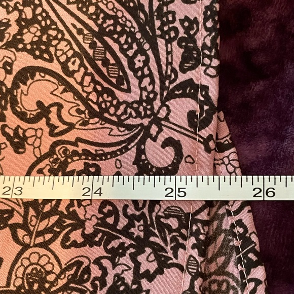 Cute comfy ladies size PM Croft &barrow button up top - Picture 3 of 9